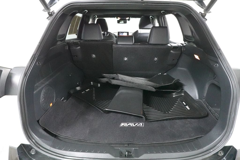 2019 Toyota RAV4 Hybrid XSE