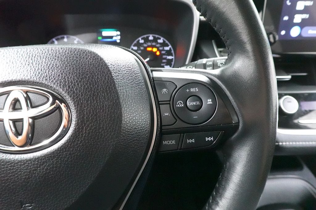 2023 Toyota Corolla Hatchback SE