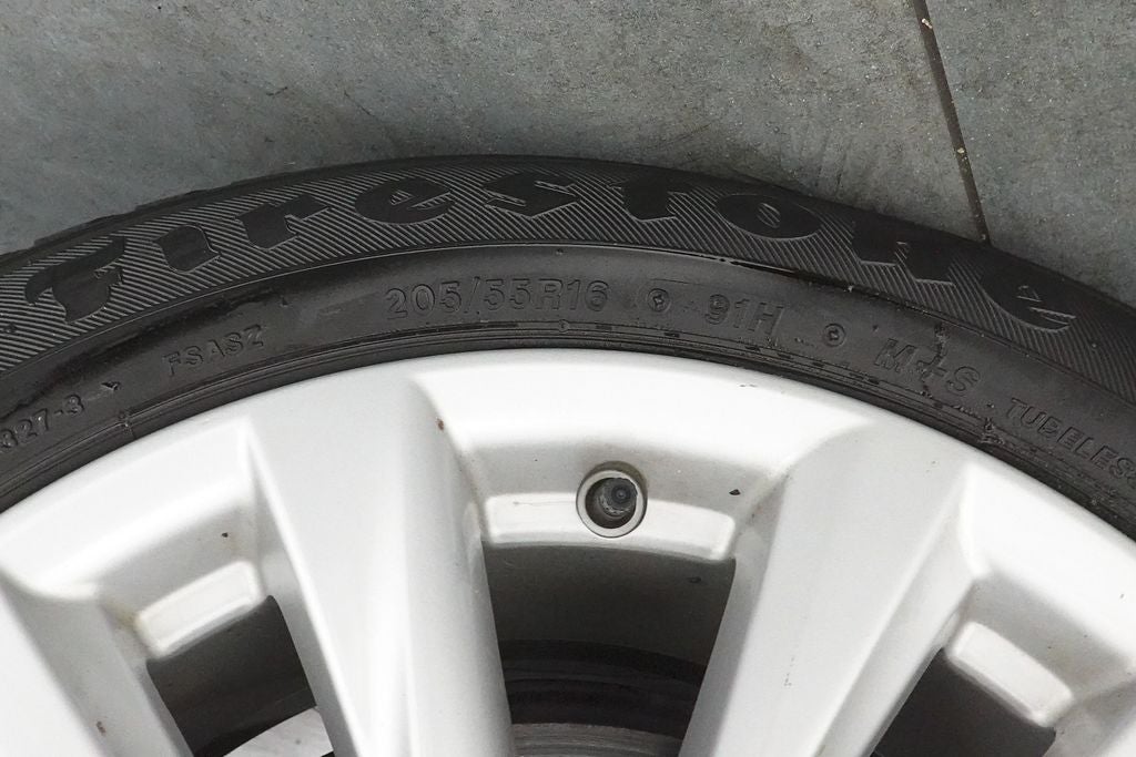 2023 Toyota Corolla Hatchback SE