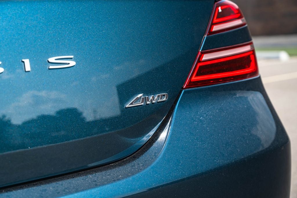 2023 Genesis G70 2.0T