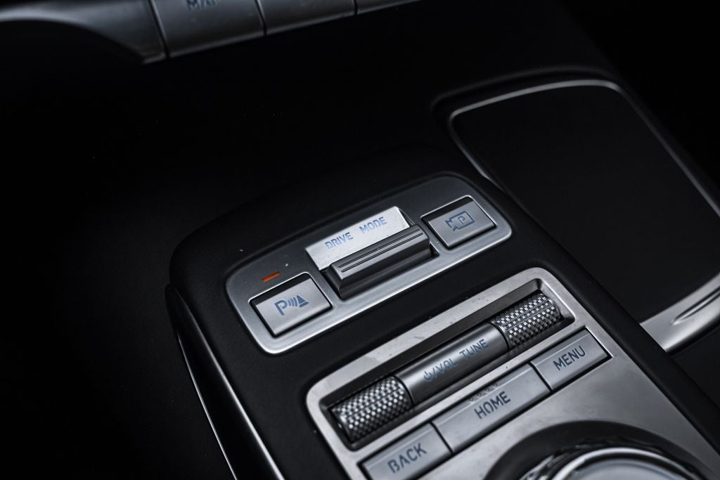 2025 Genesis GV70 2.5T
