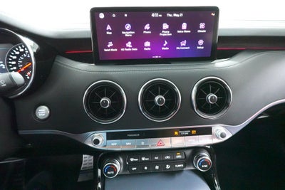 2023 Kia Stinger GT2
