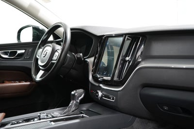 2019 Volvo XC60 T5 Momentum