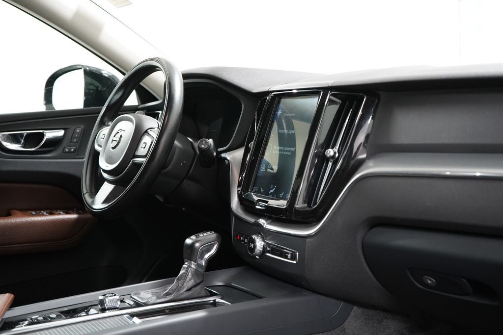 2019 Volvo XC60 T5 Momentum