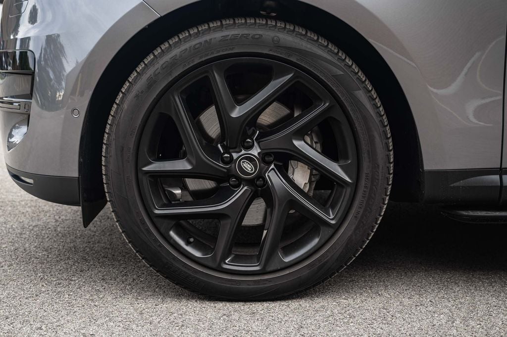 2024 Land Rover Range Rover Sport SE