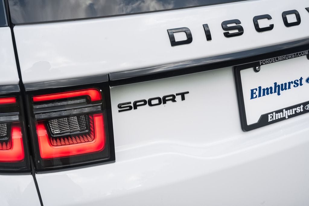 2025 Land Rover Discovery Sport SE