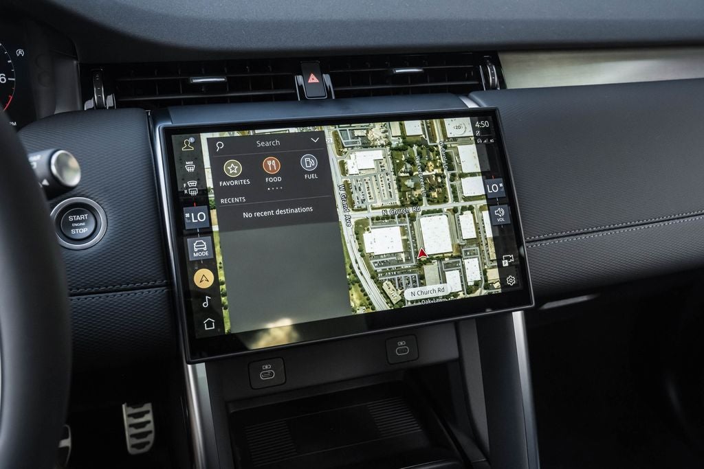 2025 Land Rover Discovery Sport SE