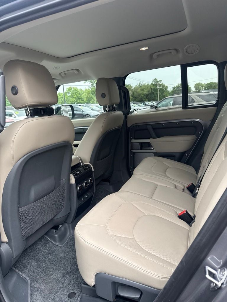 2024 Land Rover Defender 130 S