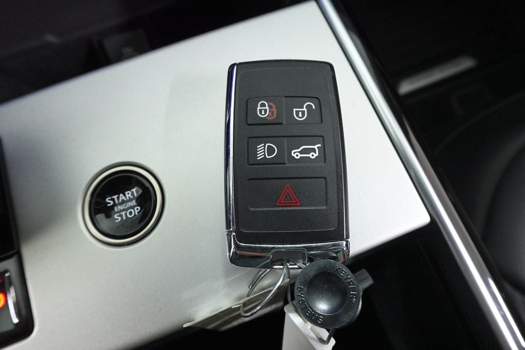 2024 Land Rover Range Rover SE