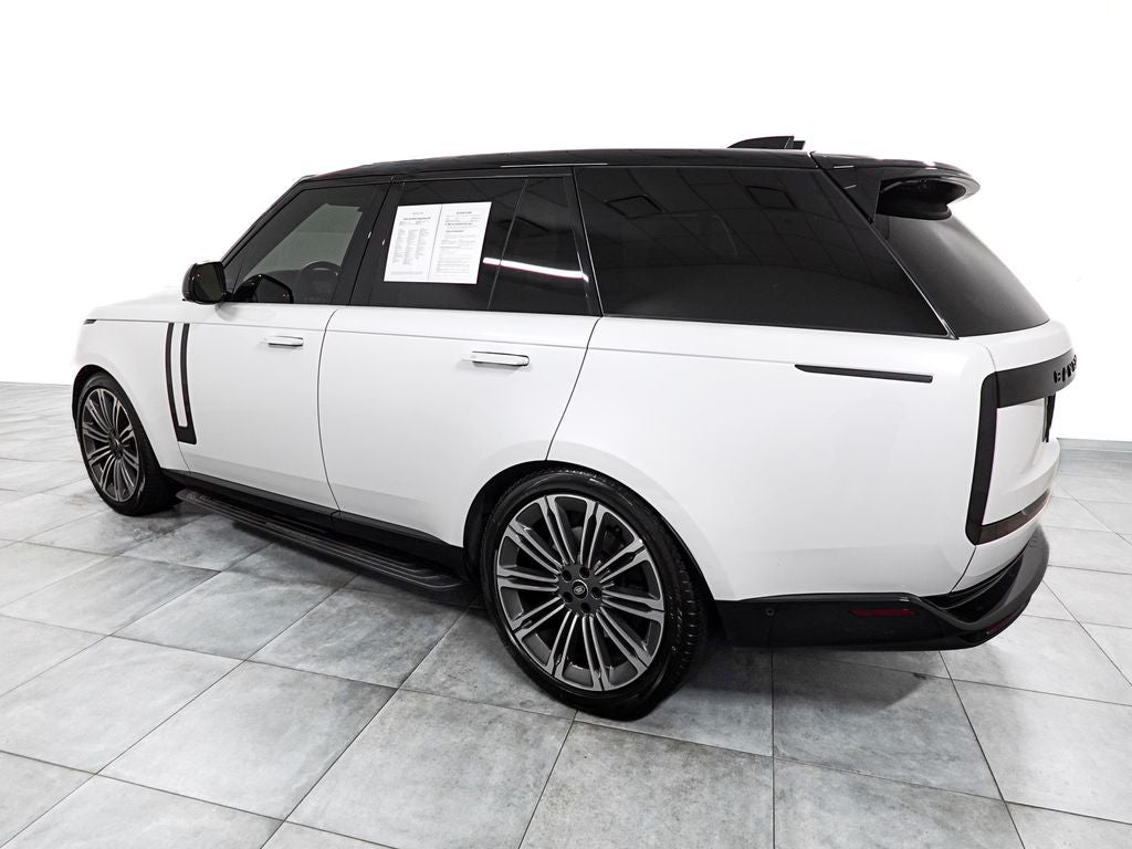 2024 Land Rover Range Rover SE
