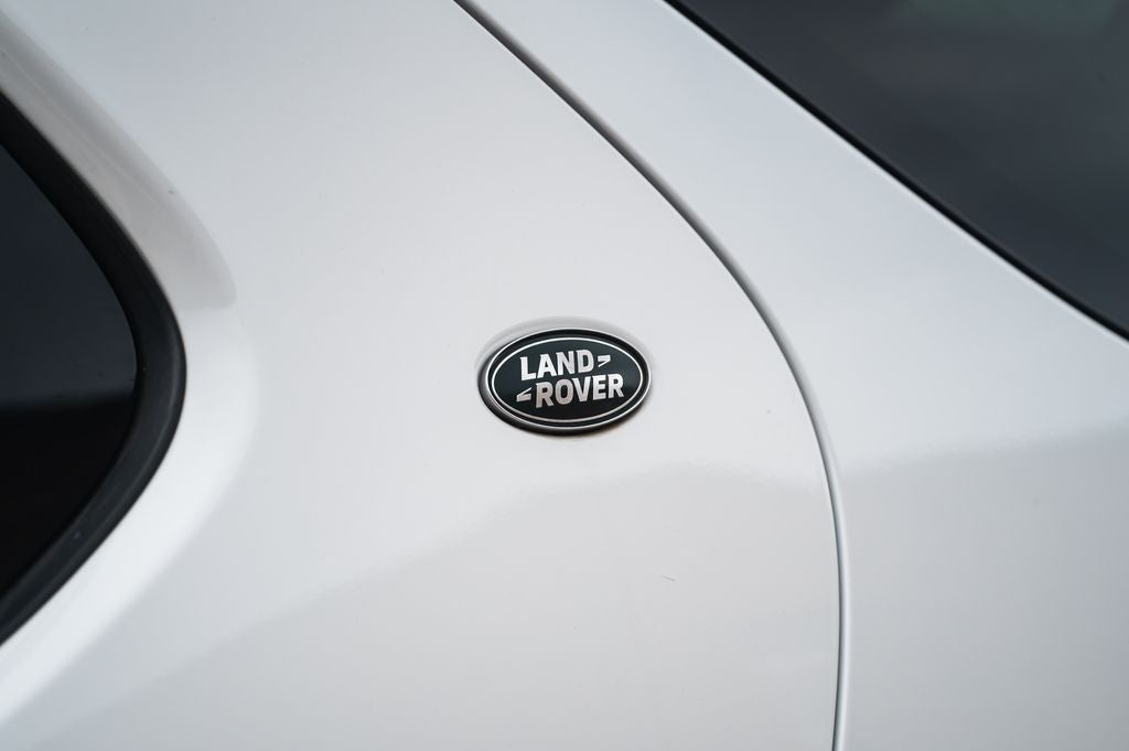 2023 Land Rover Discovery Metropolitan Edition