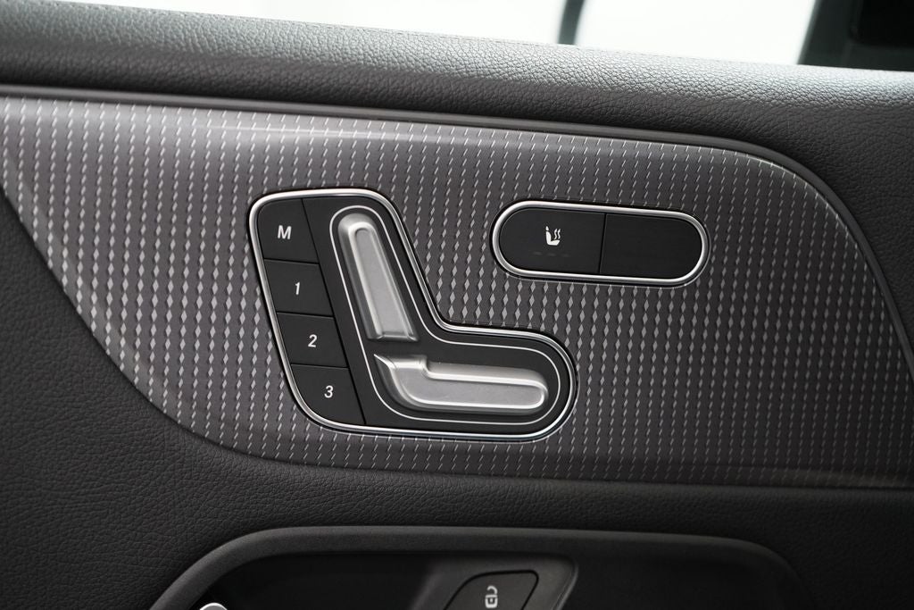 2023 Mercedes-Benz EQB 300 4MATIC®