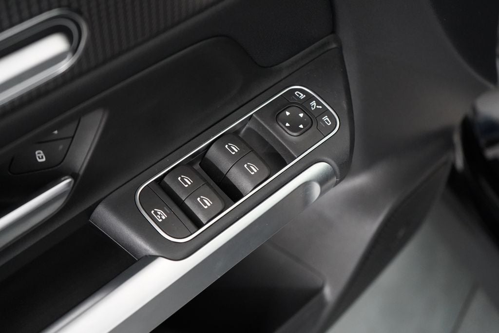 2023 Mercedes-Benz EQB 300 4MATIC®