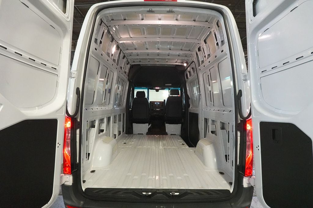 2024 Mercedes-Benz Sprinter 2500 Crew 144 WB