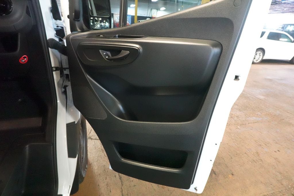 2025 Mercedes-Benz Sprinter 2500 Cargo 144 WB