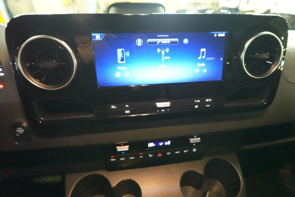 2025 Mercedes-Benz Sprinter 2500 Passenger 170 WB High Roof