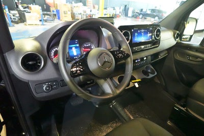 2025 Mercedes-Benz Sprinter 2500 Passenger 170 WB High Roof
