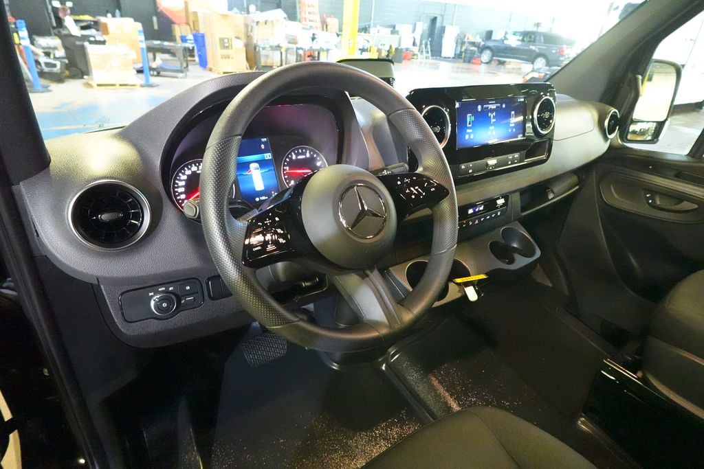 2025 Mercedes-Benz Sprinter 2500 Passenger 170 WB High Roof