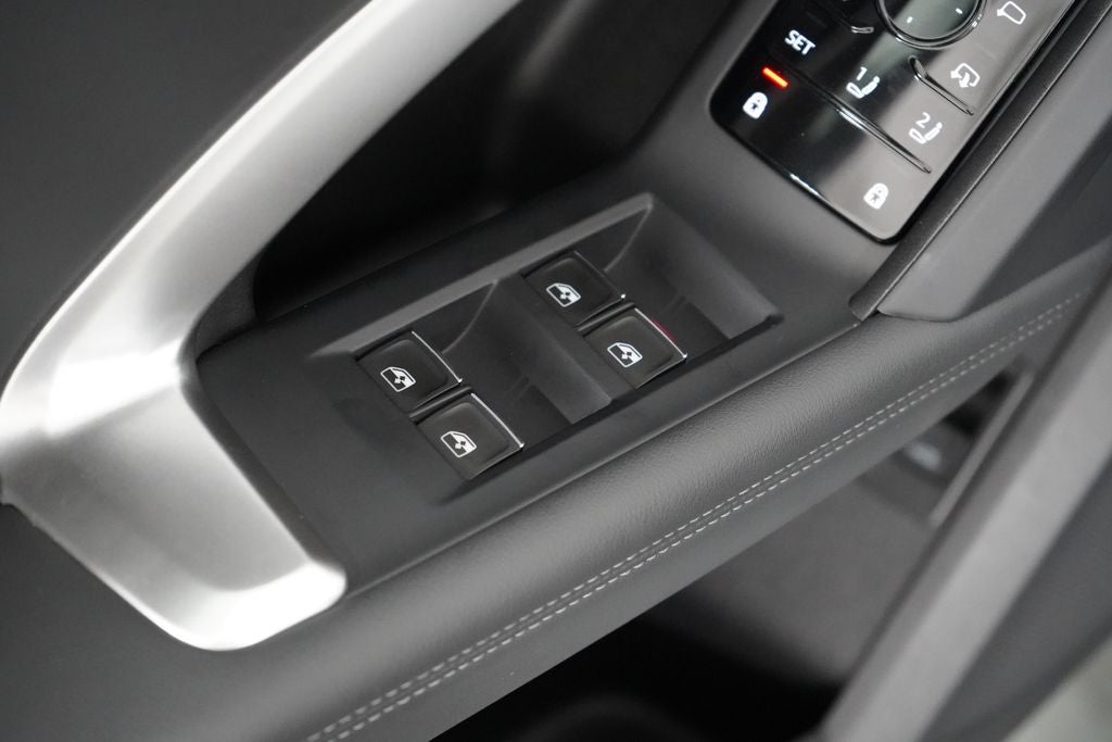 2025 Audi Q5 2.0T Premium quattro