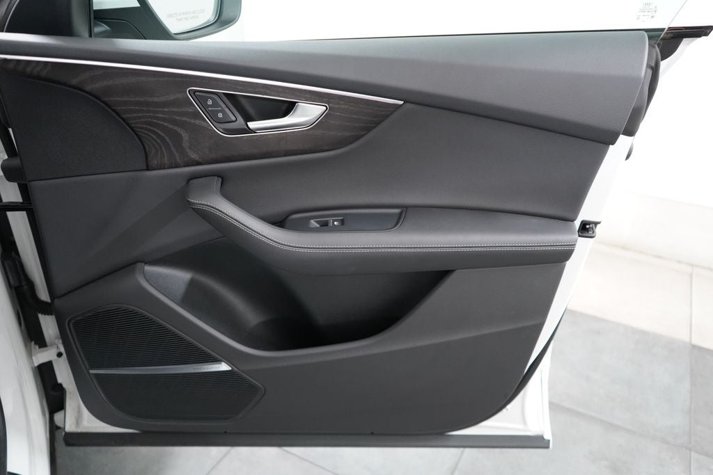 2023 Audi Q8 55 Premium Plus quattro