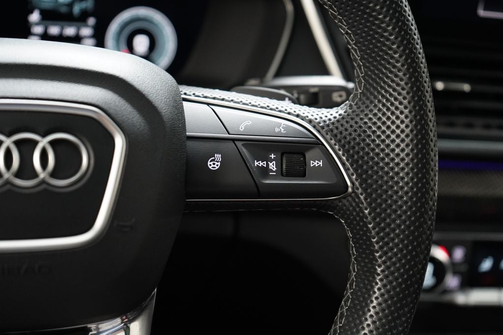 2023 Audi SQ5 Prestige quattro