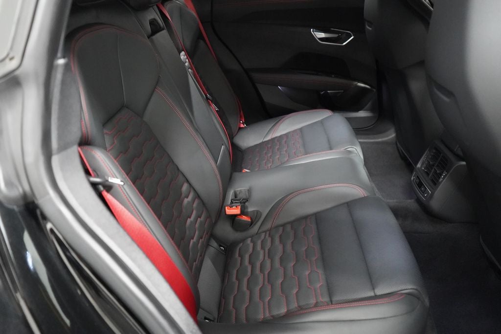 2022 Audi RS e-tron GT Base quattro