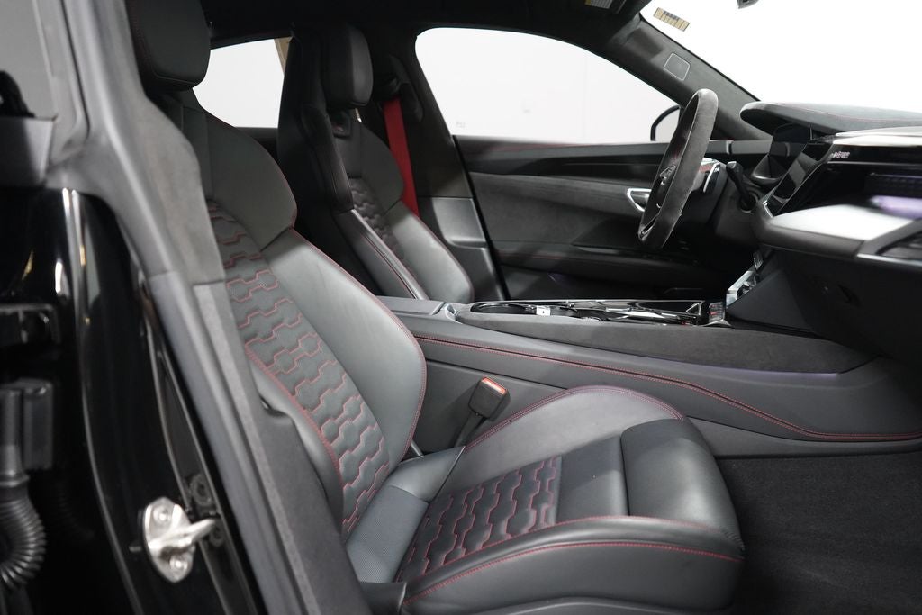 2022 Audi RS e-tron GT Base quattro