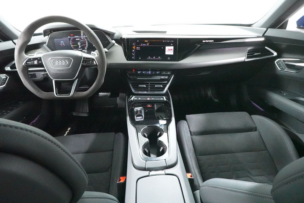 2024 Audi e-tron GT Premium Plus quattro