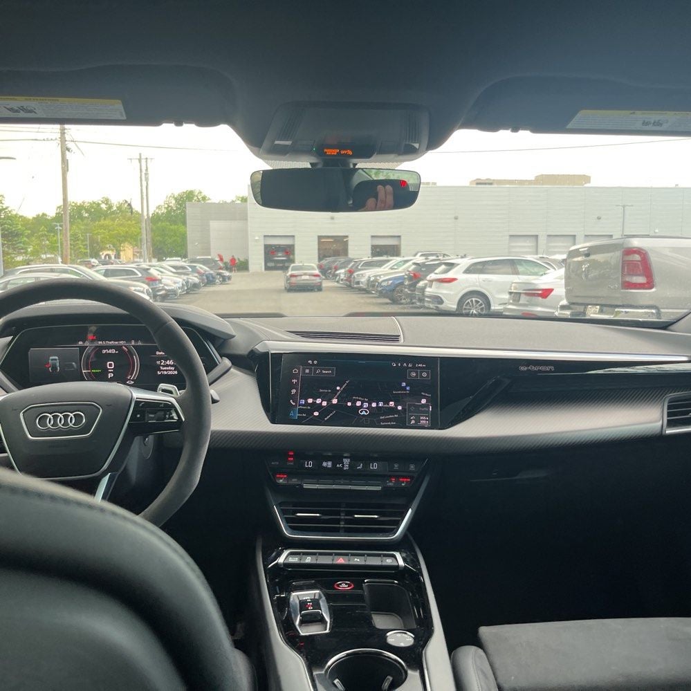 2024 Audi e-tron GT Premium Plus quattro