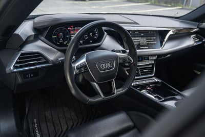 2024 Audi e-tron GT Premium Plus quattro