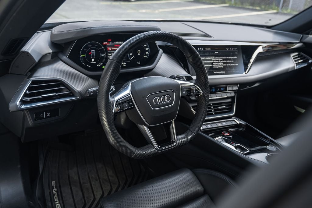 2024 Audi e-tron GT Premium Plus quattro