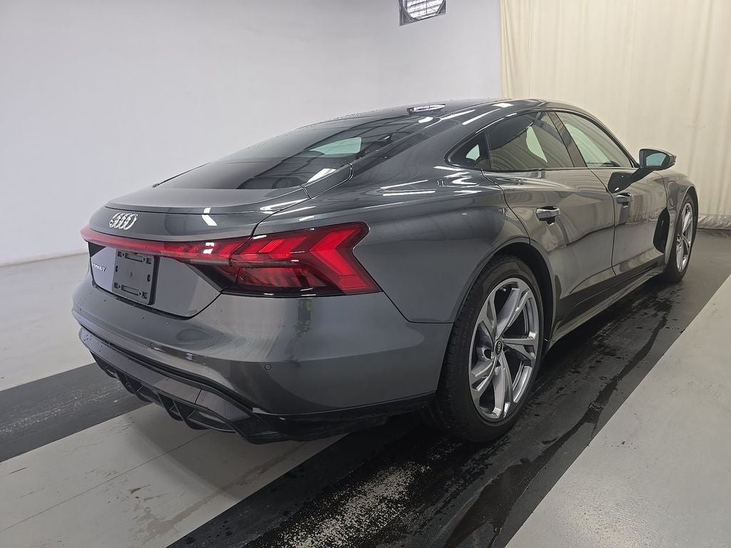 2024 Audi e-tron GT Premium Plus quattro