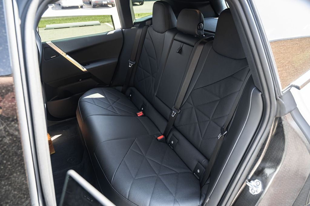 2025 BMW iX xDrive50