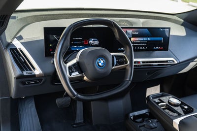 2025 BMW iX xDrive50