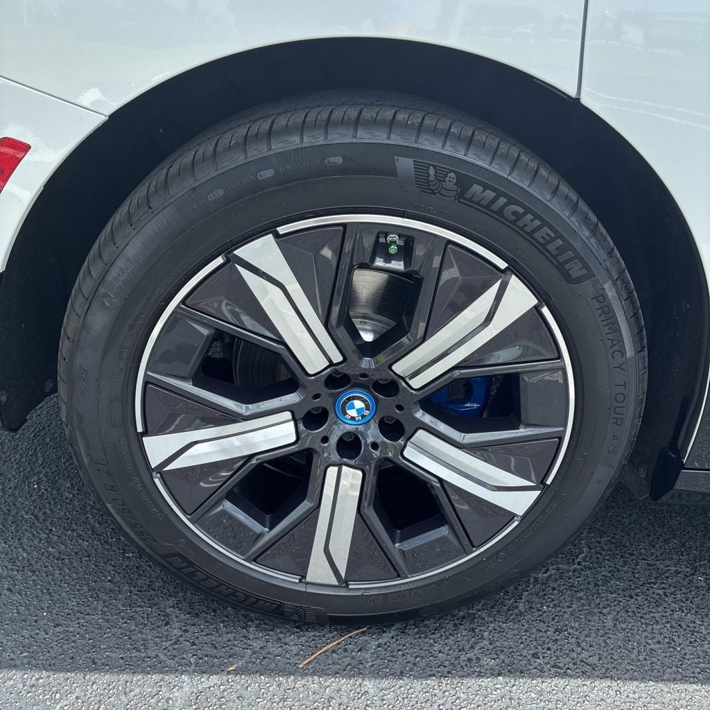 2023 BMW iX xDrive50