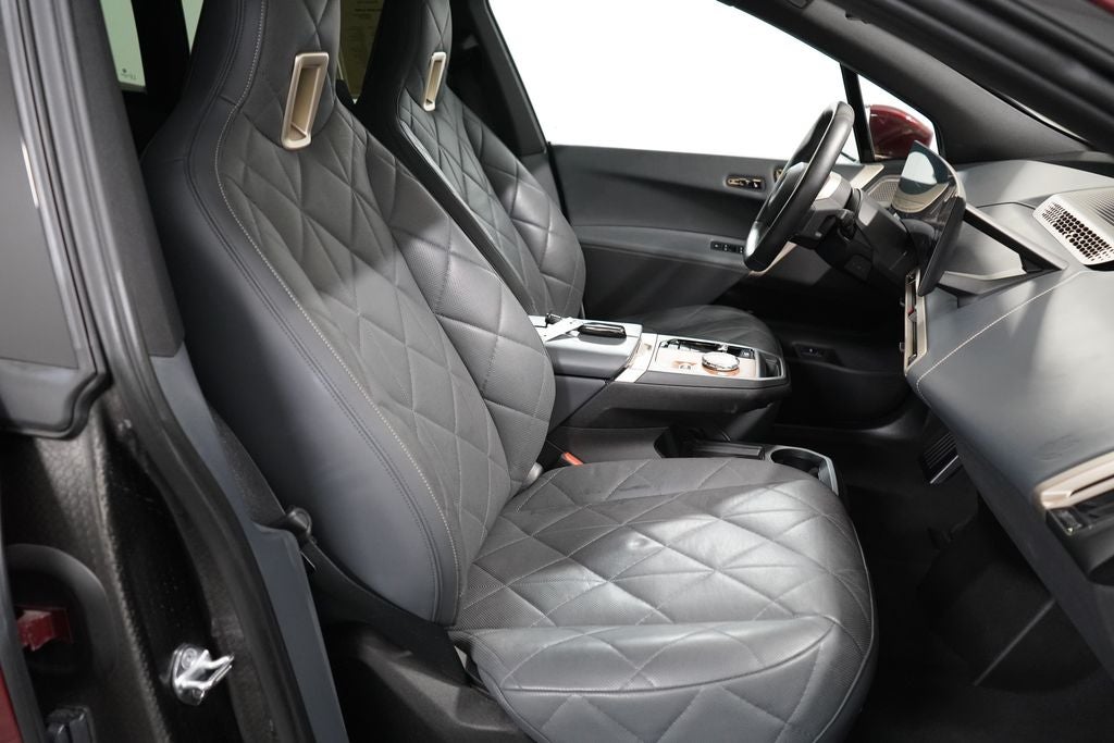 2023 BMW iX M60
