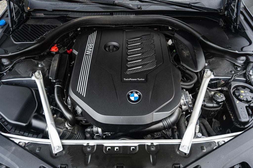 2025 BMW 8 Series 840i - Photo 31