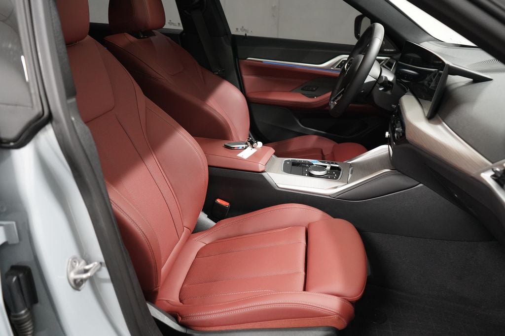 2025 BMW i4 xDrive40