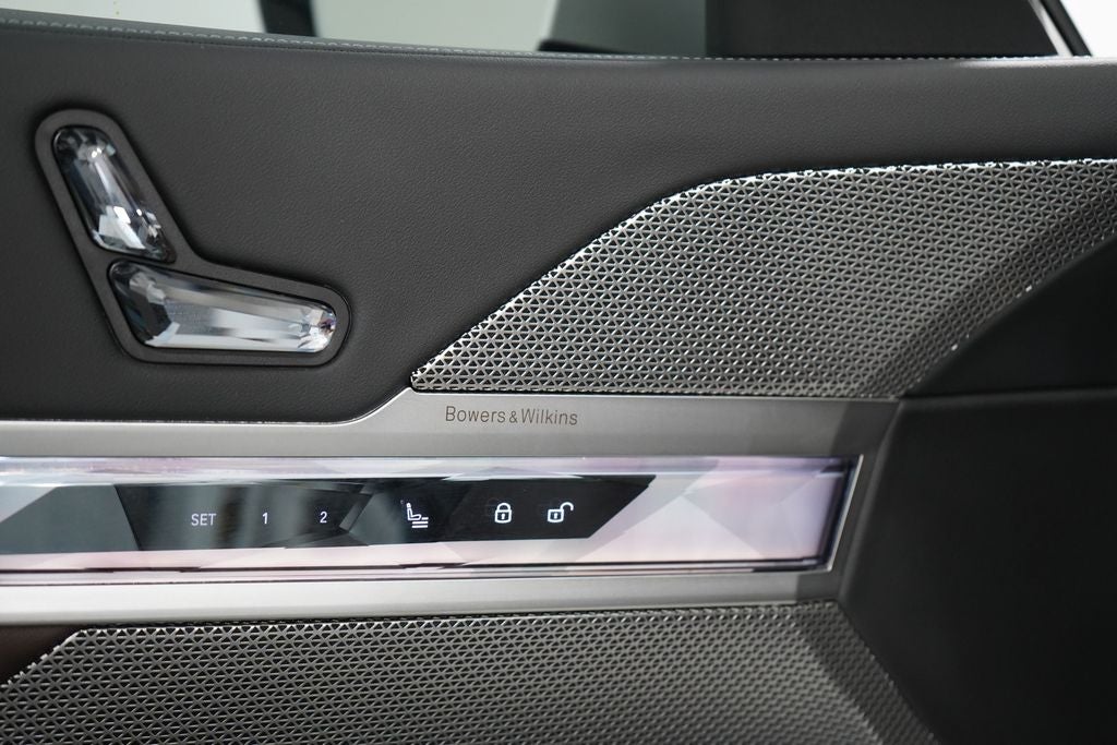 2025 BMW i7 xDrive60