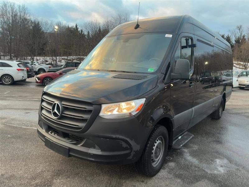 2019 Mercedes-Benz Sprinter 3500 Crew 170 in. WB Extended