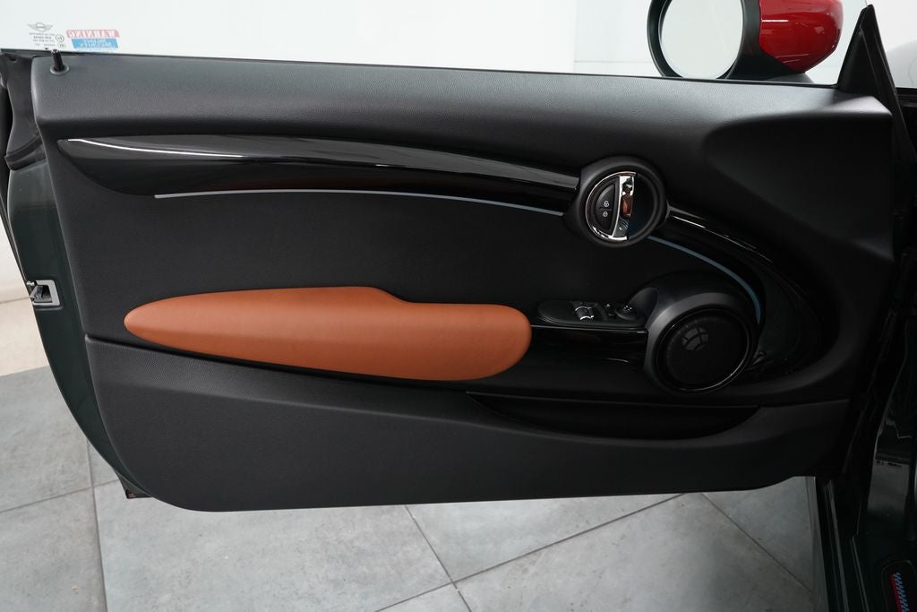 2024 MINI John Cooper Works Iconic