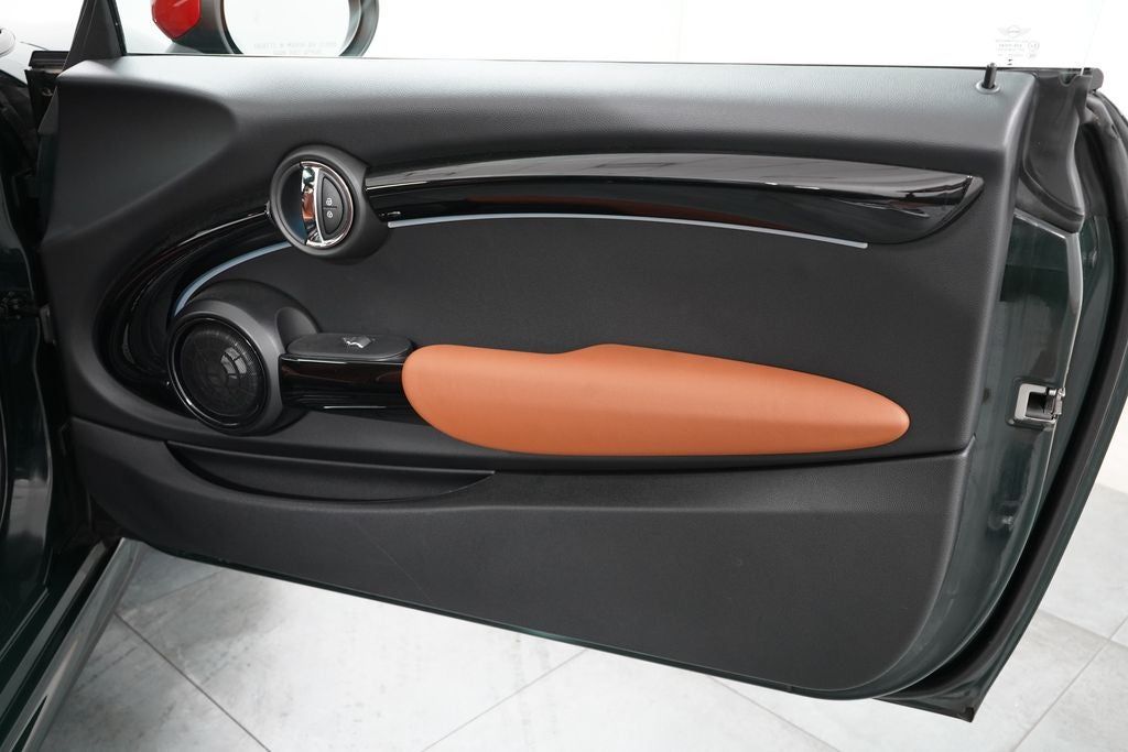 2024 MINI John Cooper Works Iconic