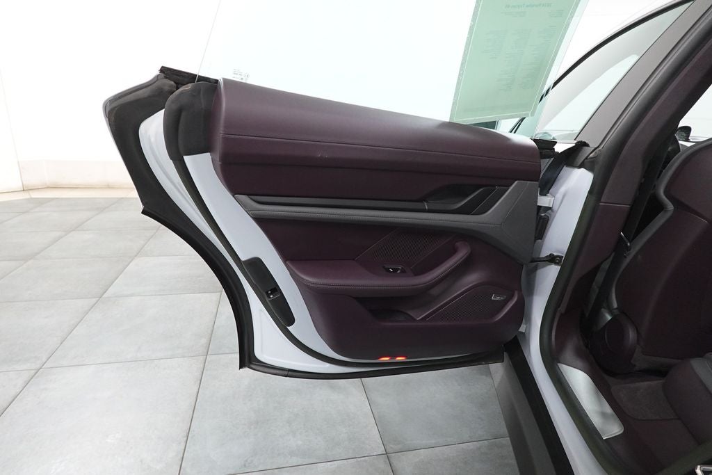 2024 Porsche Taycan 4S