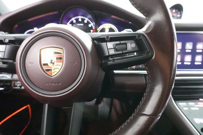 2023 Porsche Panamera 4 Platinum Edition