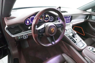 2023 Porsche Panamera 4 Platinum Edition