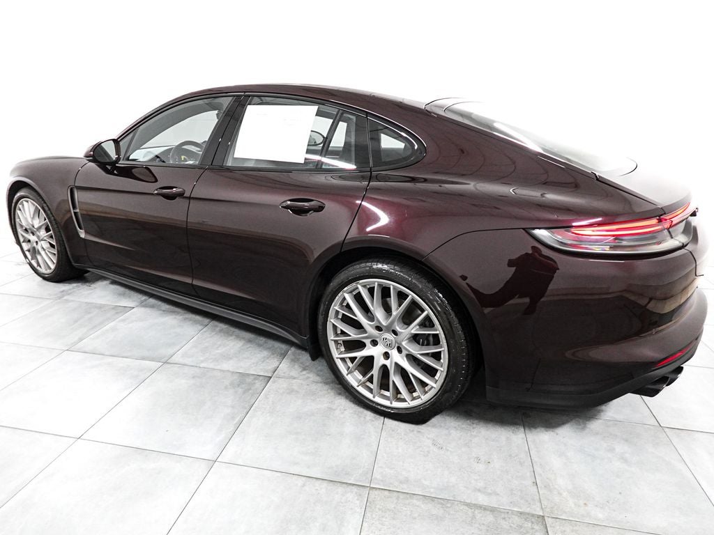 2023 Porsche Panamera 4 Platinum Edition