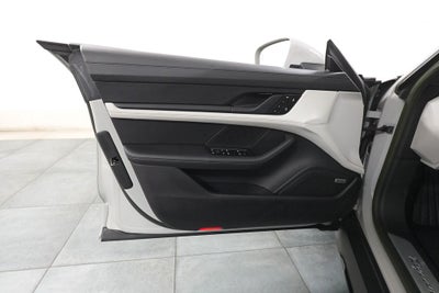 2022 Porsche Taycan Cross Turismo 4S