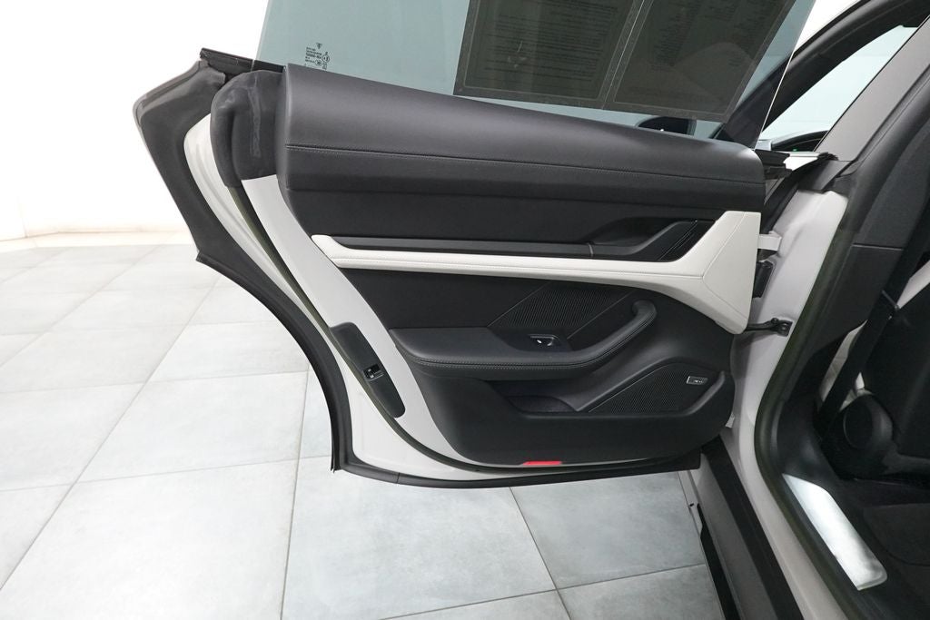 2022 Porsche Taycan Cross Turismo 4S