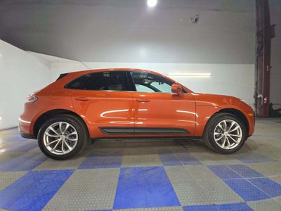 2023 Porsche Macan Base