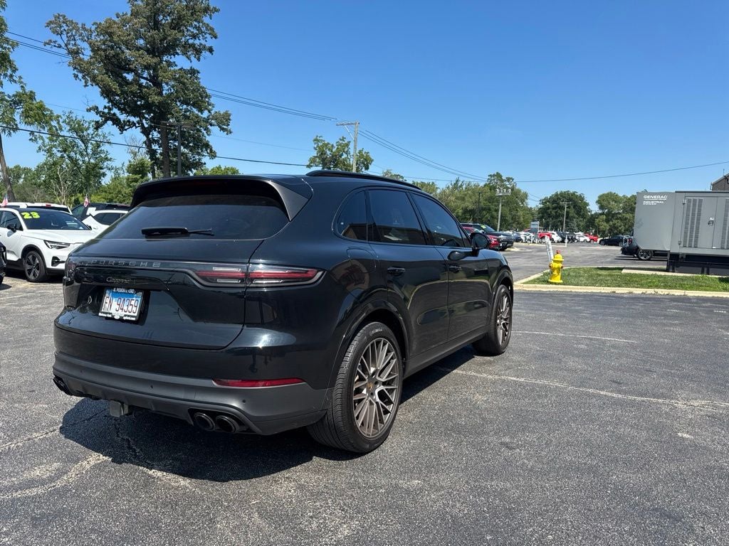 2023 Porsche Cayenne Platinum Edition